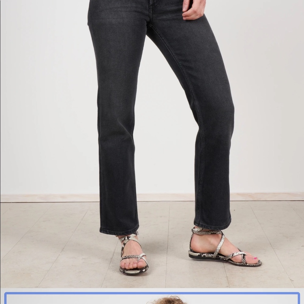 New with tags- sold out everywhere - B Sides comfortable jeans size 30. Boutique